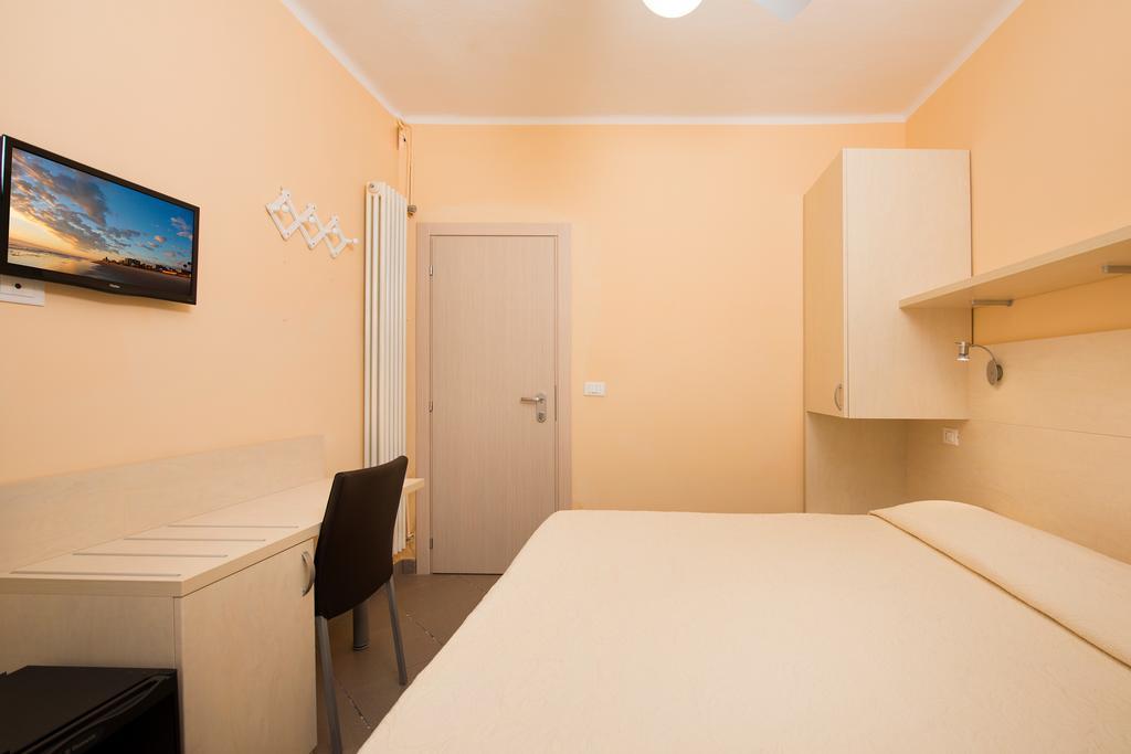 Hotel Cuba Milano Marittima Eksteriør bilde
